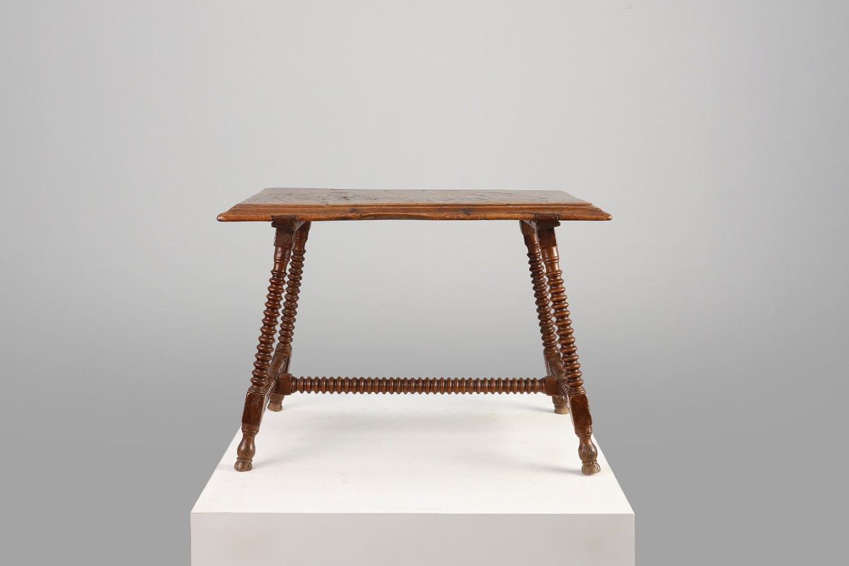 Antique Oak Side Table With Turned Legs And A Stretcher, Spain, 17th Century-photo-8