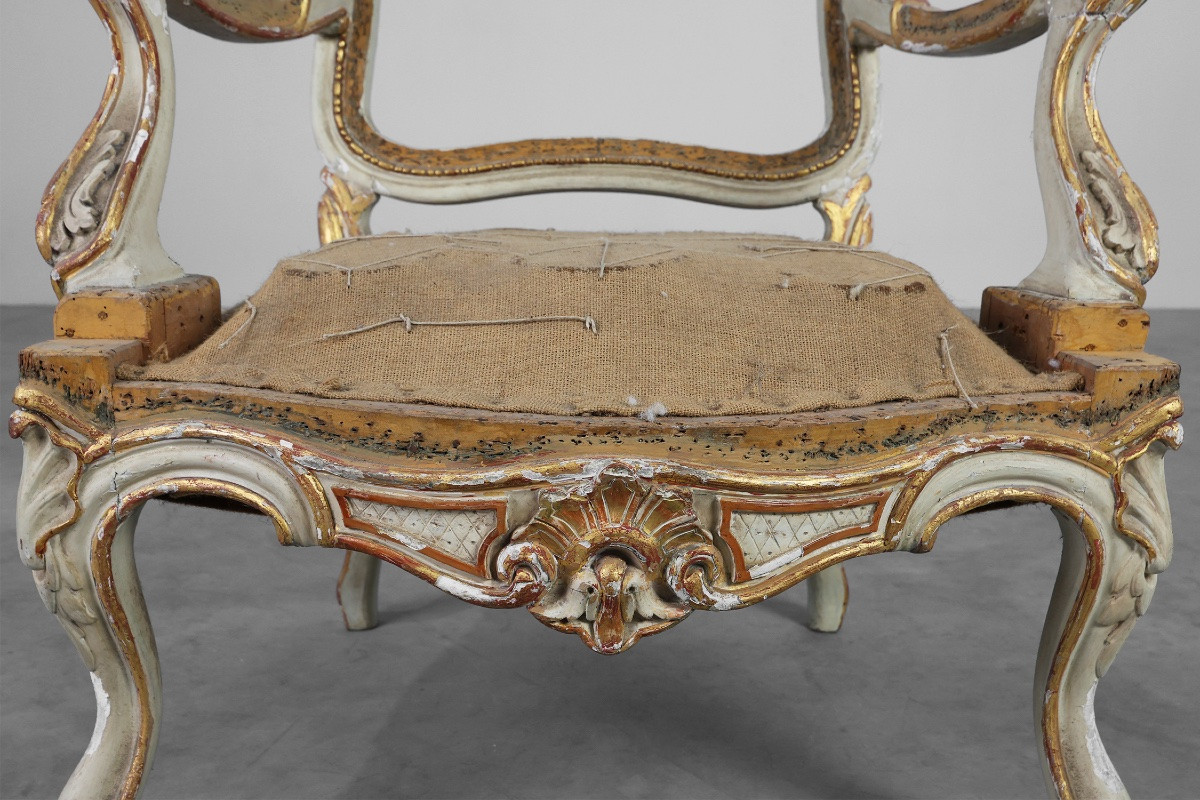 Suite Louis XV originale du début du XIXe siècle en bois sculpté, France-photo-2