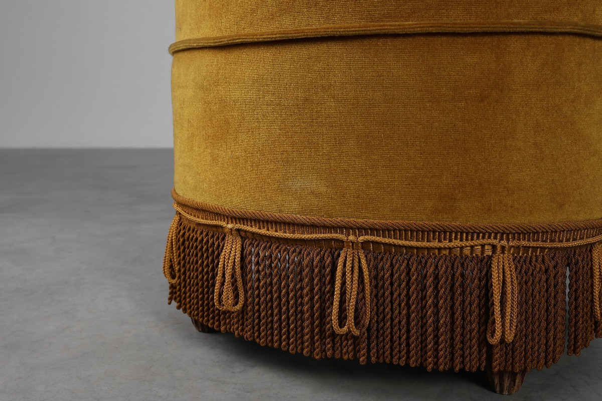 Pouf jaune moutarde en bois et velours, France, années 1950-photo-4
