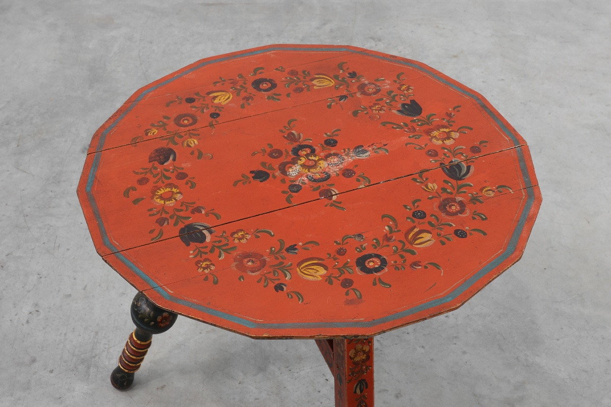 Table d'appoint Hindeloopen du début du XIXe siècle, Pays-Bas-photo-1