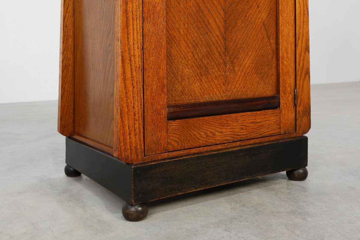 Armoire ou table de chevet en bois d'école d'Amsterdam, Pays-Bas, vers 1915-photo-2