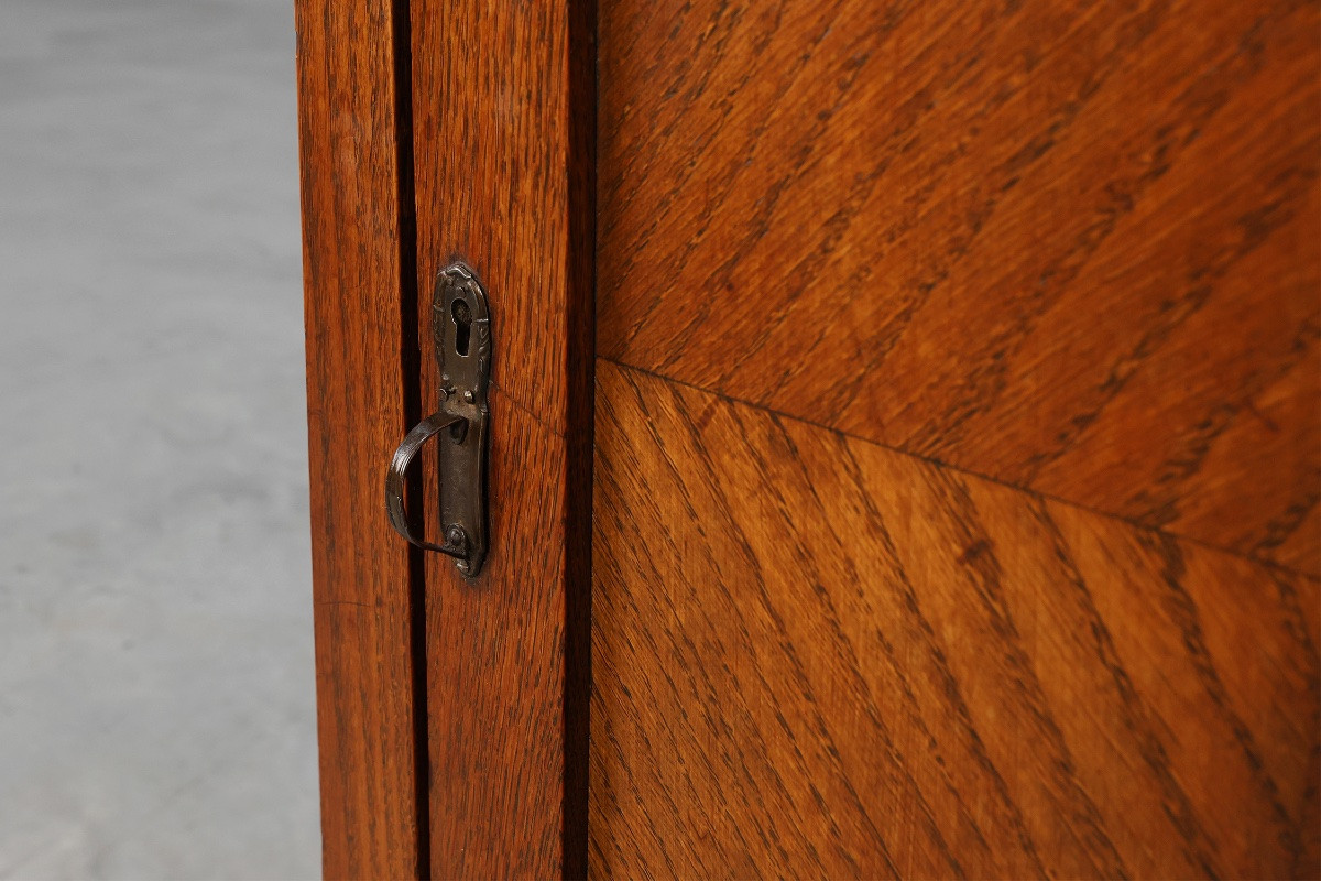 Armoire ou table de chevet en bois d'école d'Amsterdam, Pays-Bas, vers 1915-photo-3