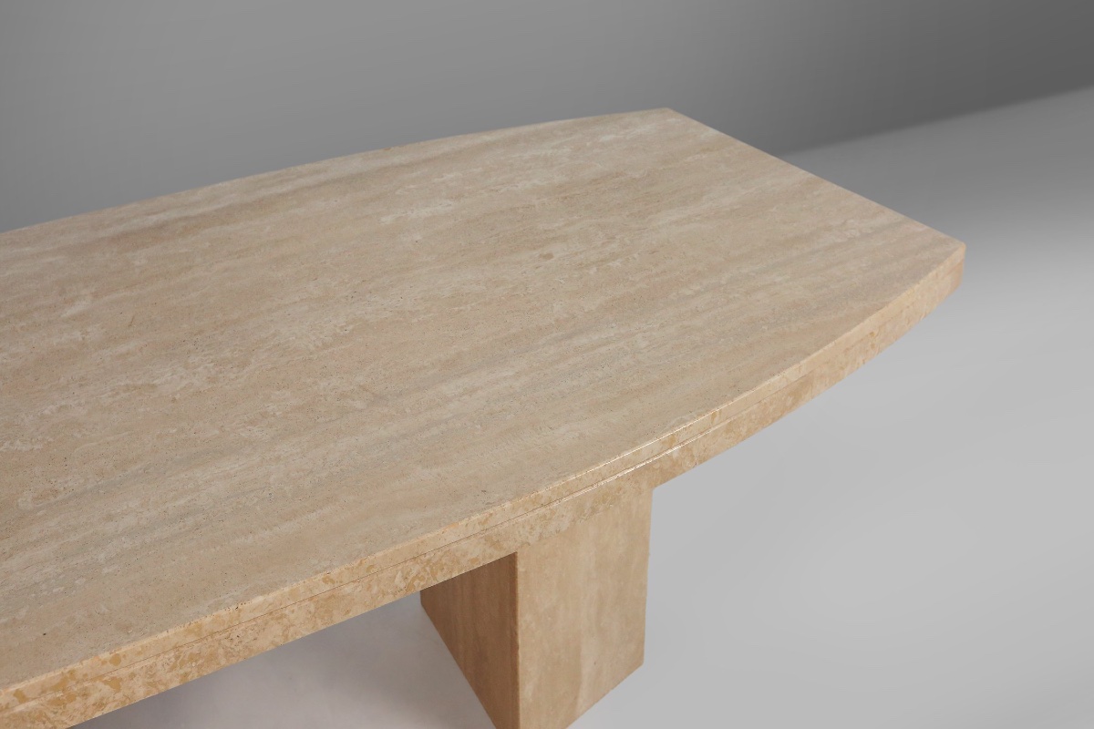 Table de salle à manger sculpturale en travertin, France, années 1960-photo-3