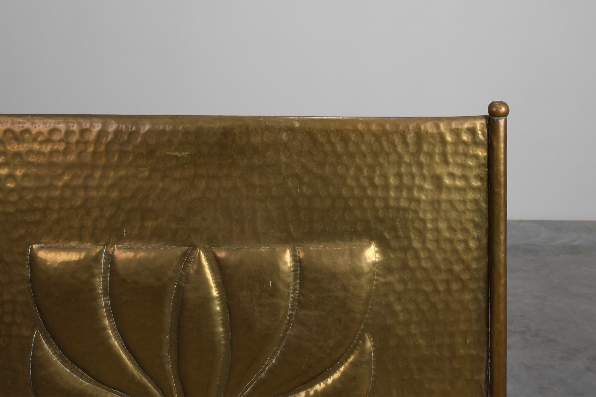 Élégant pare-feu Art déco en cuivre martelé, France, années 1920-photo-4