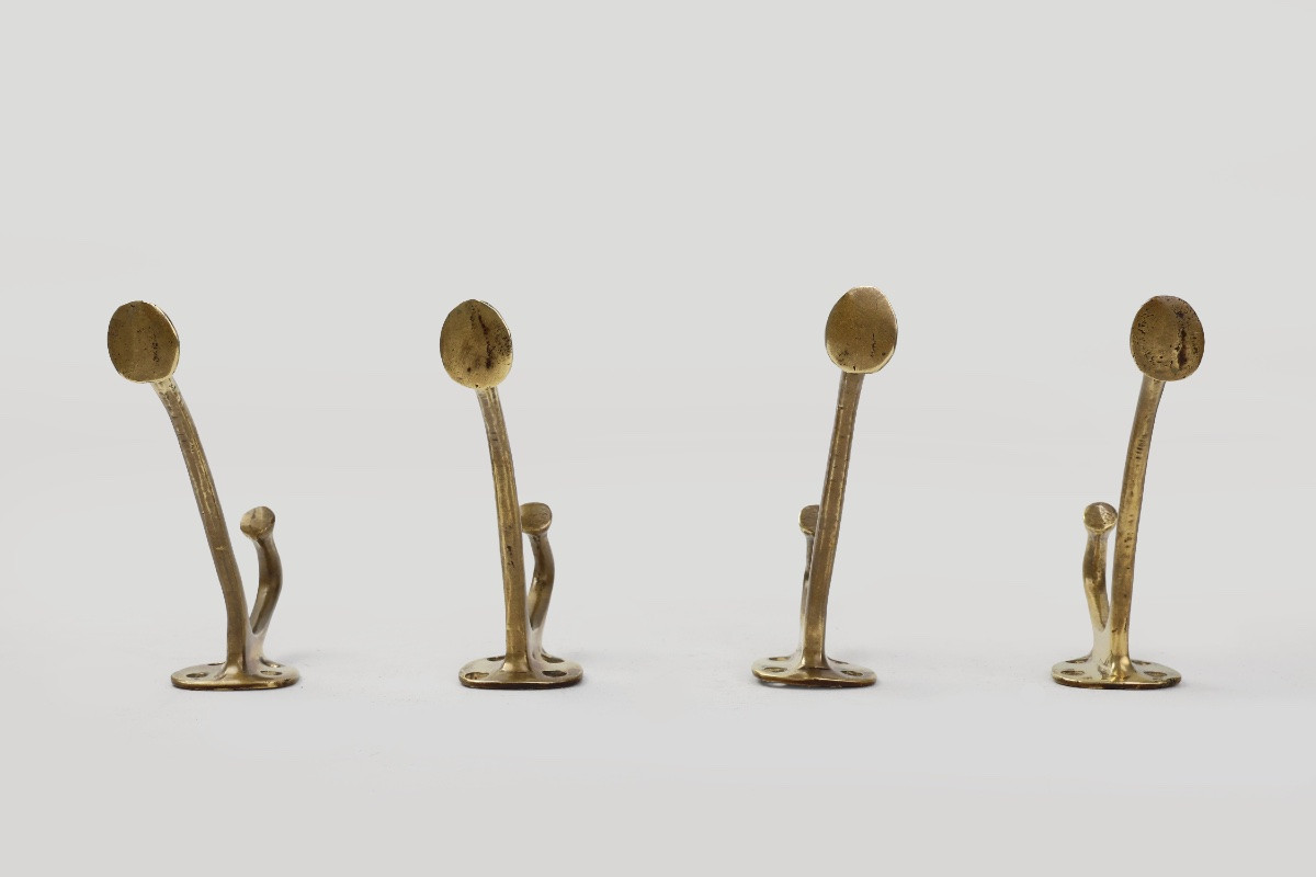 Ensemble de 4 patères murales Art nouveau en laiton d'Adolf Loos, Vienne, Autriche, vers 1910-photo-3