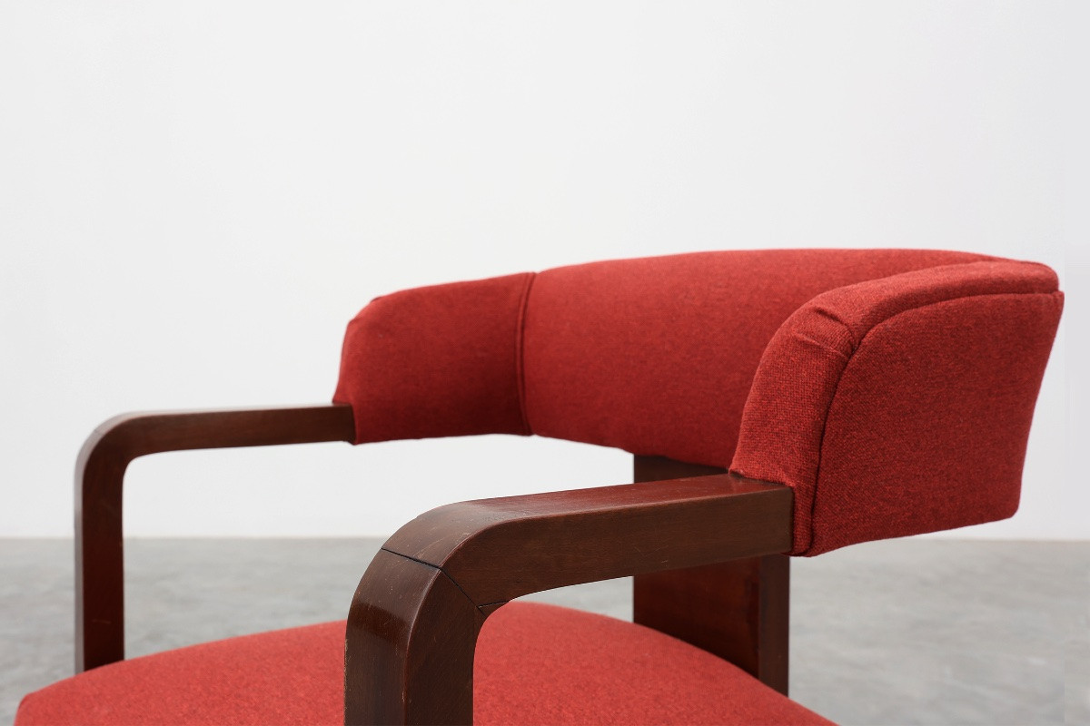 Fauteuil Art déco rouge retapissé, Belgique, vers 1920-photo-2