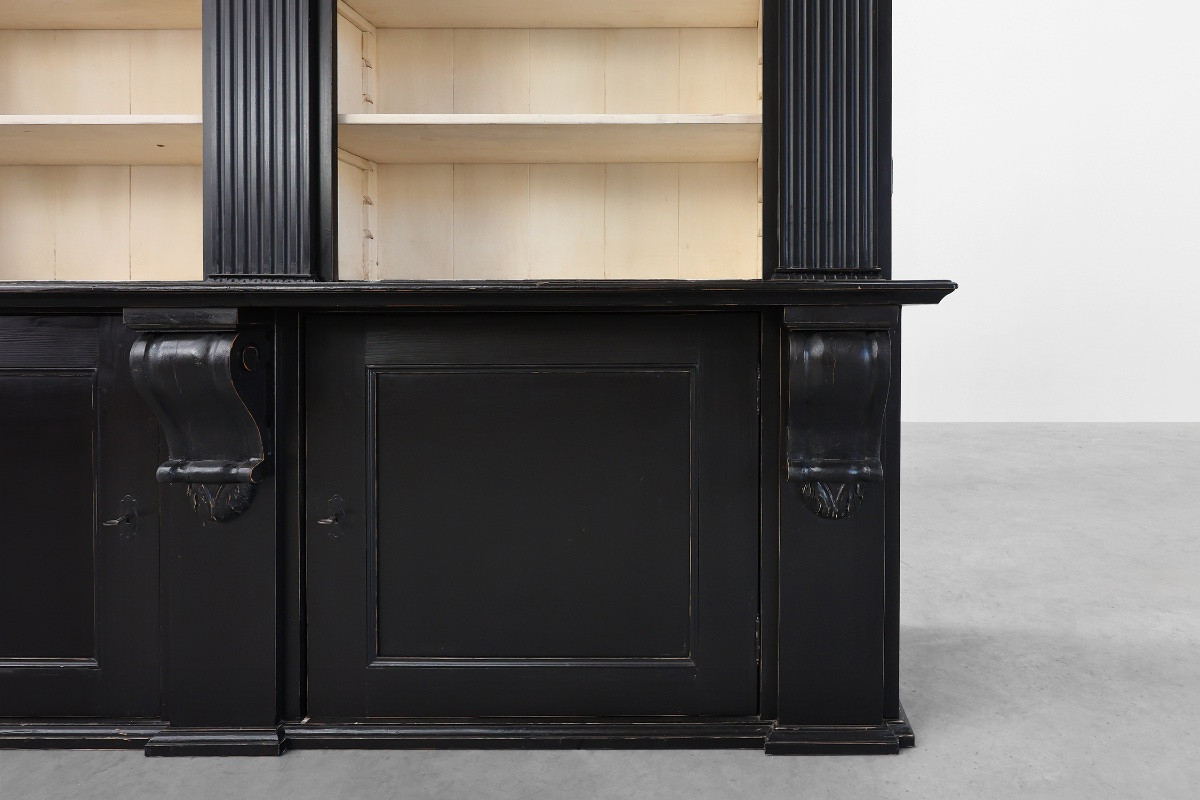 Armoire de bibliothèque haute noire du XXe siècle en MDF, UK-photo-3