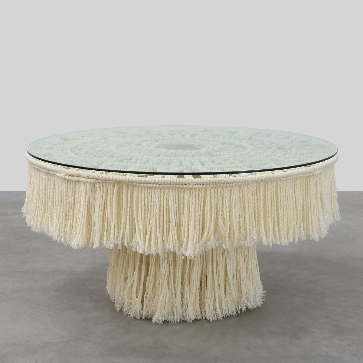 Table de salle à manger monumentale blanche à plateau en verre et macramé, Italia