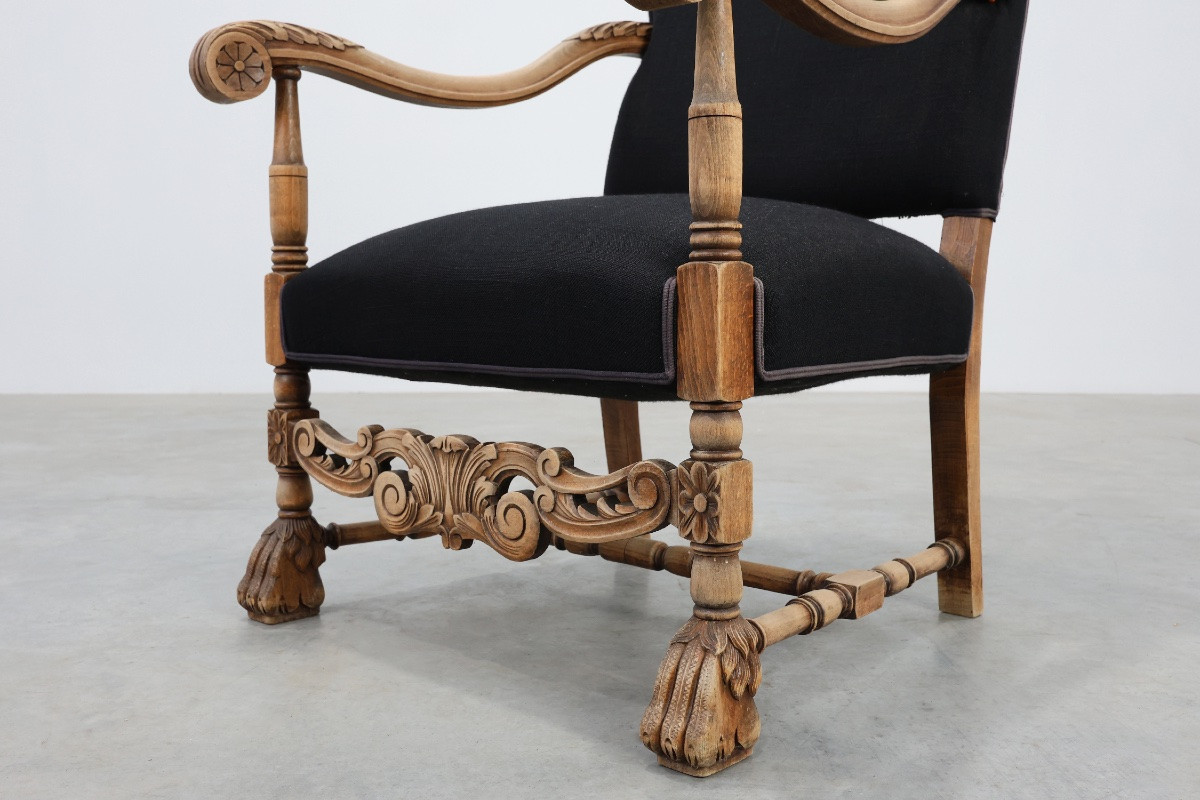 Fauteuil Louis XIII du XIXe siècle en lin noir, France-photo-3
