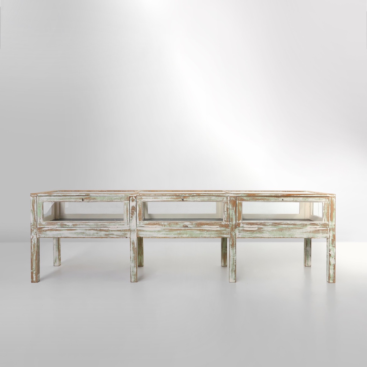 Large Antique Rustic Display Case In Patinated Oak, 1890s