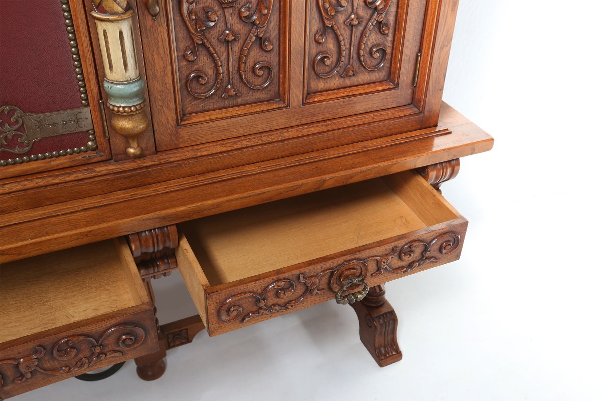 20th-century Baroque Carved Sideboard, Spain-photo-5