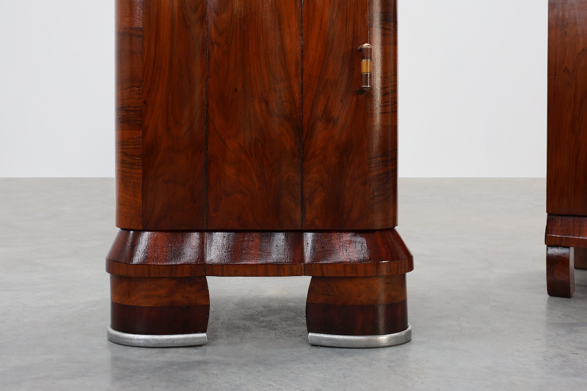 Pair Of Art Deco Walnut Bedside Tables, Italy, 1920s-photo-3