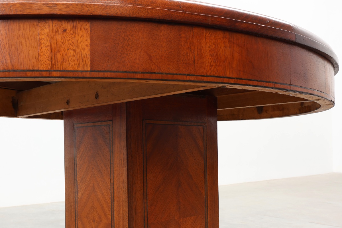 Table d'appoint ovale Art Déco en noyer avec plateau en marbre, par De Coene, Belgique-photo-8
