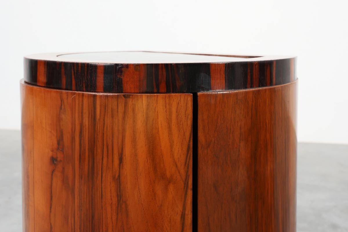 Pair Of Art Deco Walnut And Marble Bedside Tables, Italy, 1920s-photo-4