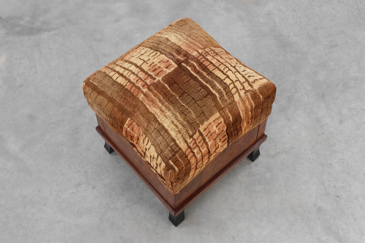 Pair Of Art Deco Walnut Stools With Original Velvet, Italy 1920s-photo-1