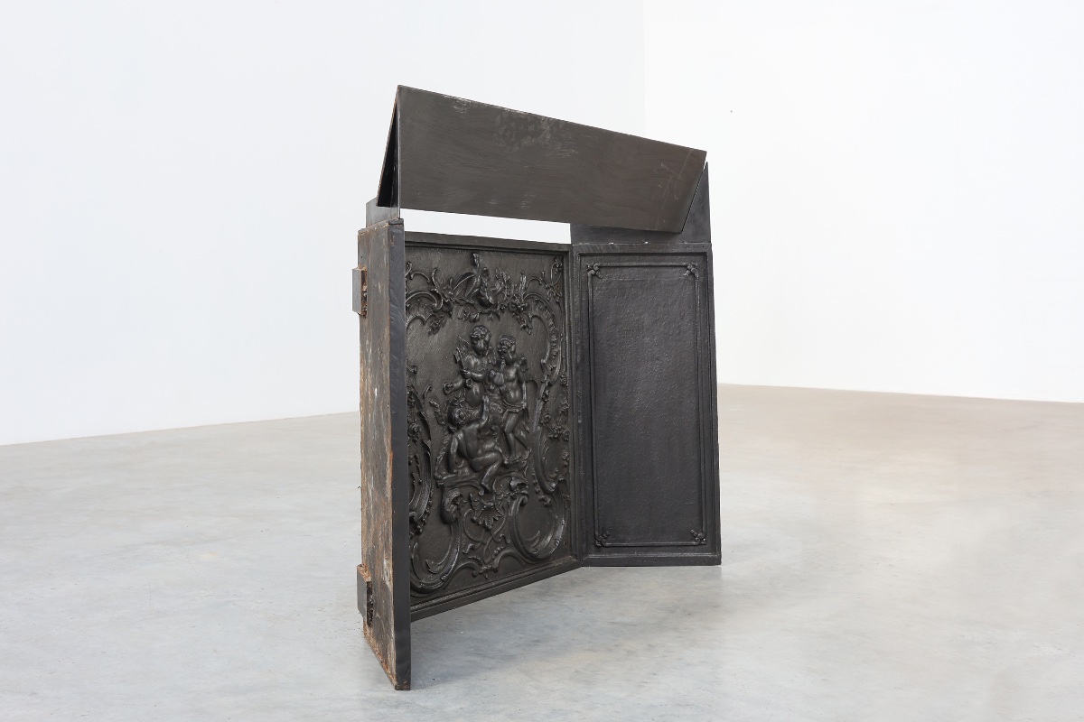 Antique Rococo-style Cast-iron Mantelpiece, France, Circa 1780-photo-4