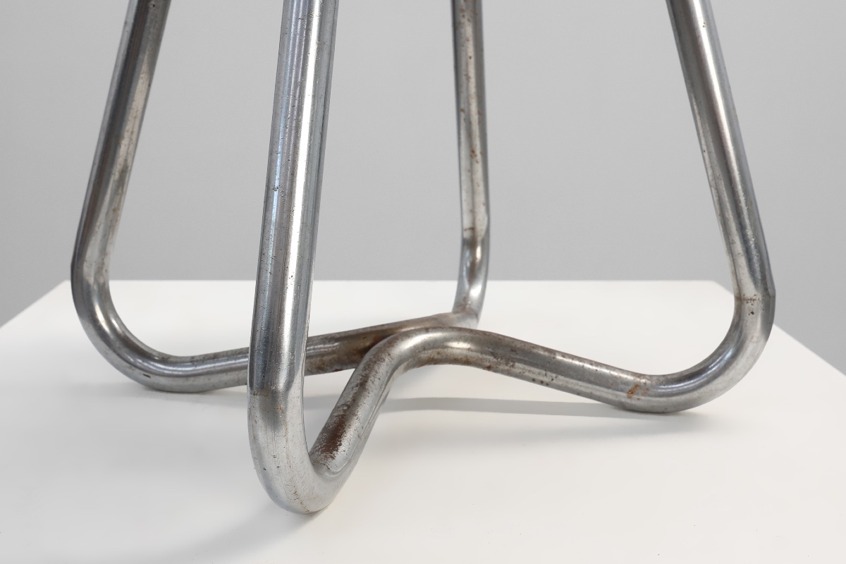 Tabouret moderniste Bauhaus avec structure tubulaire chromée et assise en cuir, Allemagne -photo-4