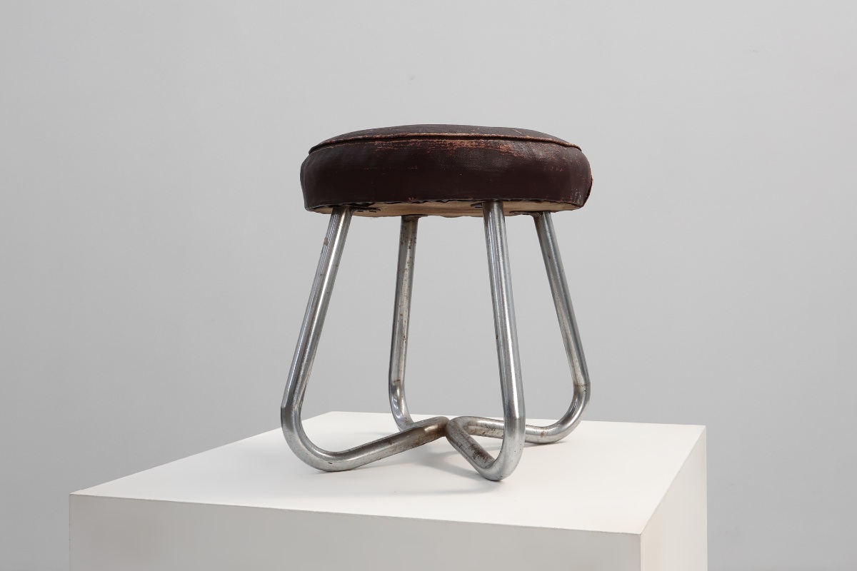 Tabouret moderniste Bauhaus avec structure tubulaire chromée et assise en cuir, Allemagne -photo-6