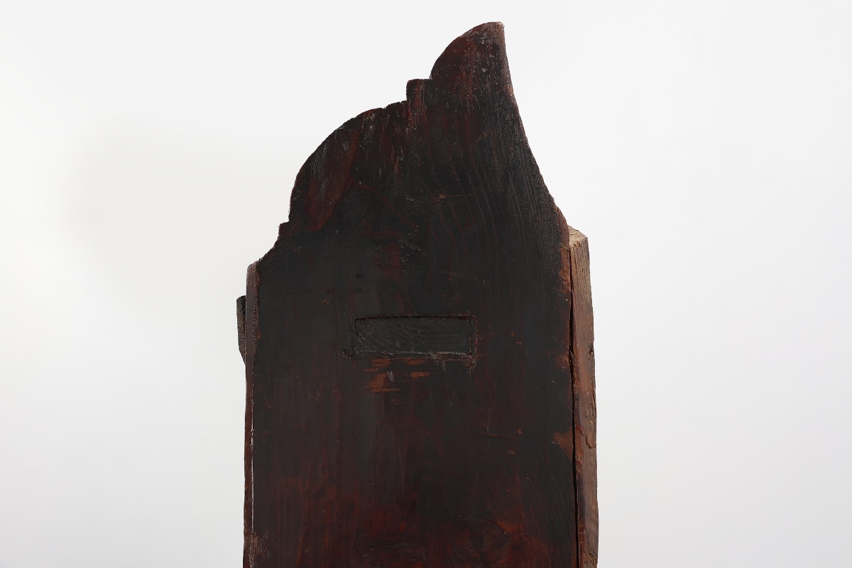 Cabinet en châtaignier à pignon, style Art populaire français du XVIIe siècle-photo-2