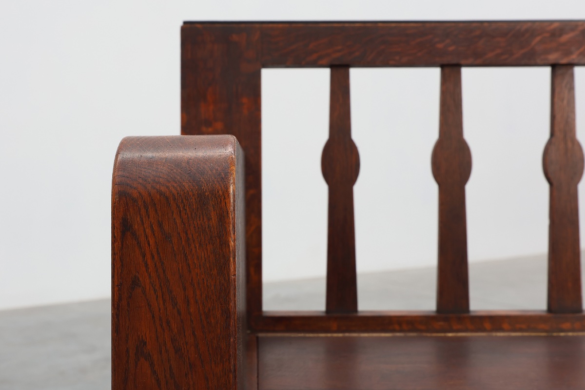 Banc Art Déco moderniste avec assise coffre relevable en chêne massif, Belgique, années 1920-photo-4