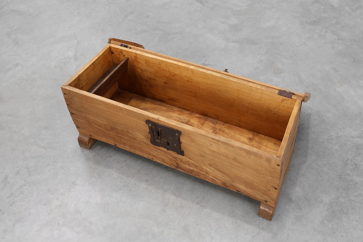 Rustic Oak Chest, France, Circa 1900-photo-4