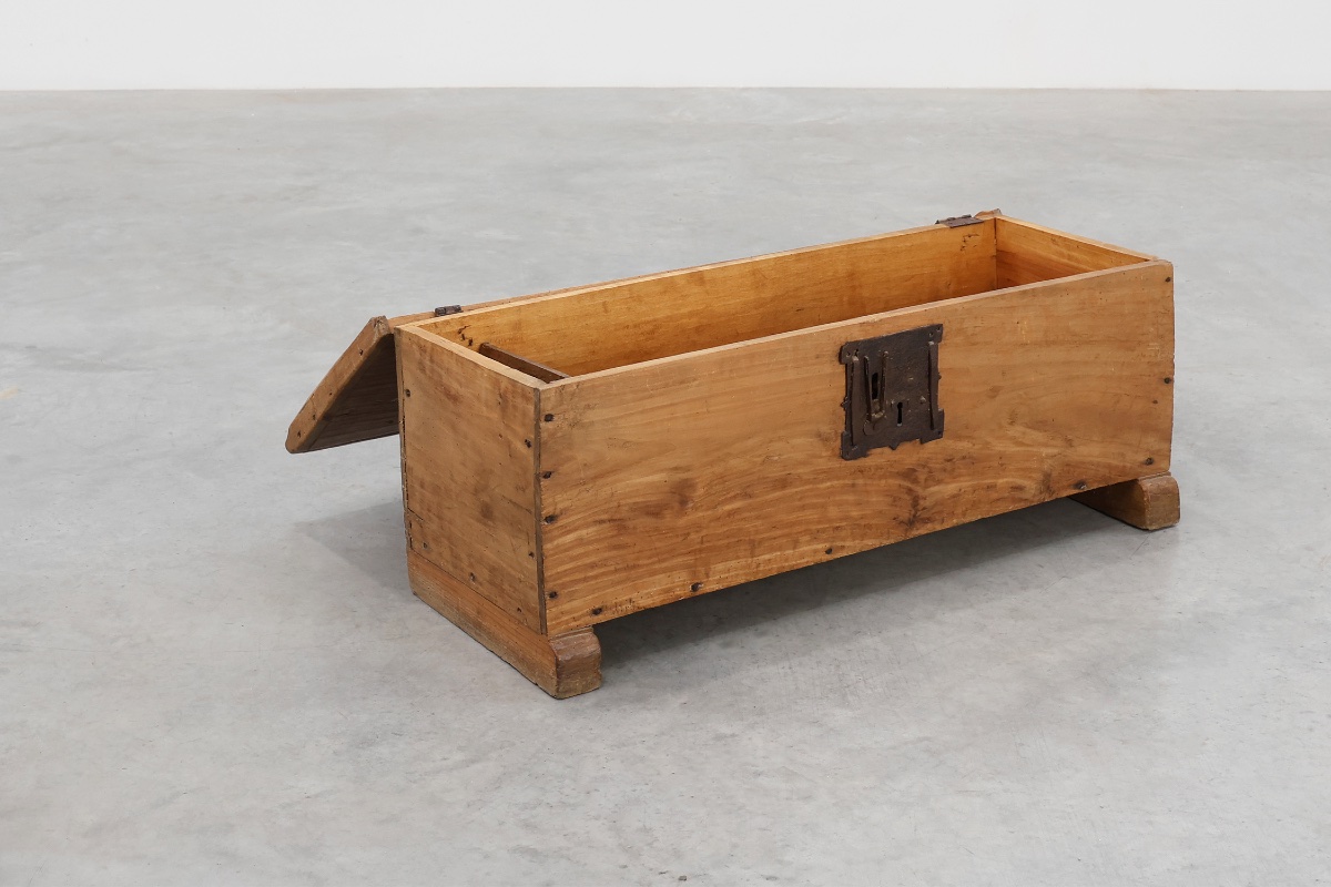 Rustic Oak Chest, France, Circa 1900-photo-2
