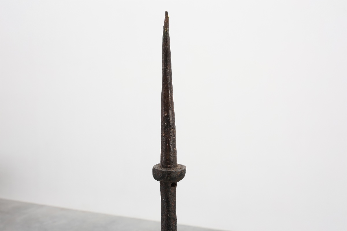Torchère à pointe en fer forgé, XVe siècle-photo-2