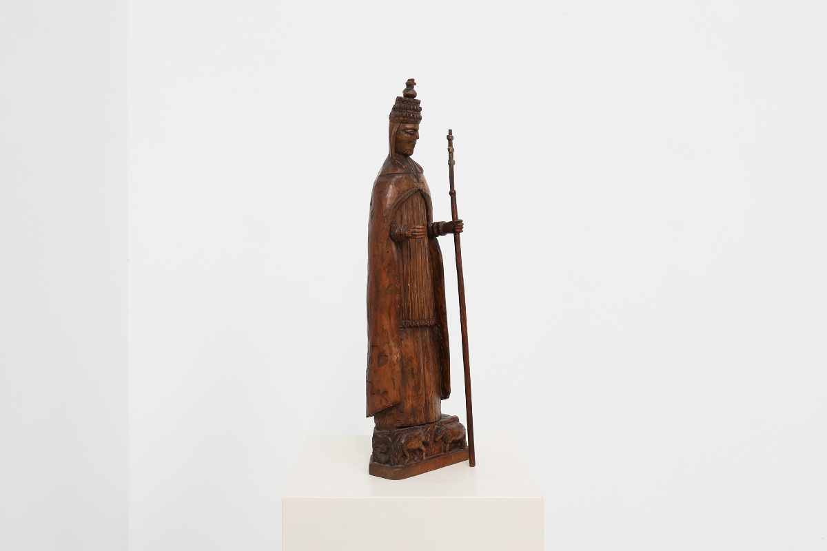 Statuette de saint Corneille en bois sculpté, avec tiare papale et crosse à triple croix, XVIII-photo-4