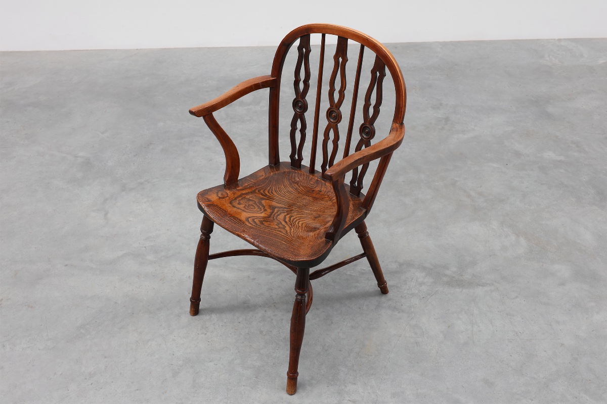 Fauteuil Windsor anglais avec assise en chêne et dossier à fuseaux, XIXe siècle-photo-4