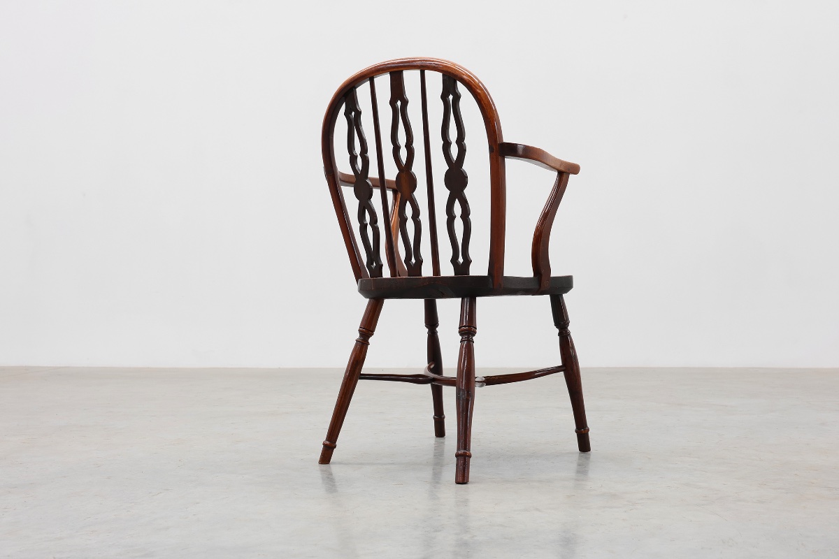 Fauteuil Windsor anglais avec assise en chêne et dossier à fuseaux, XIXe siècle-photo-7