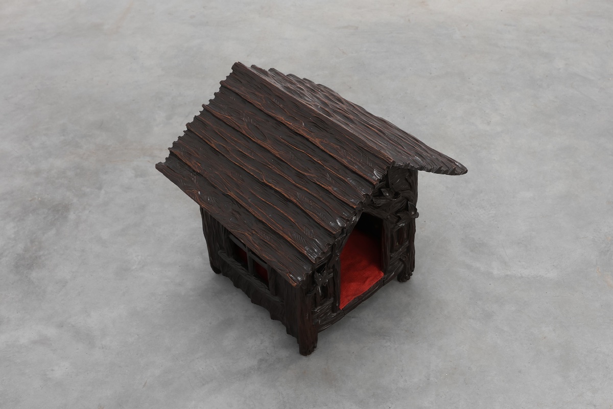 Niche pour chien en chêne sculpté de style Forêt-Noire, Suisse/Allemagne, vers 1850-photo-5