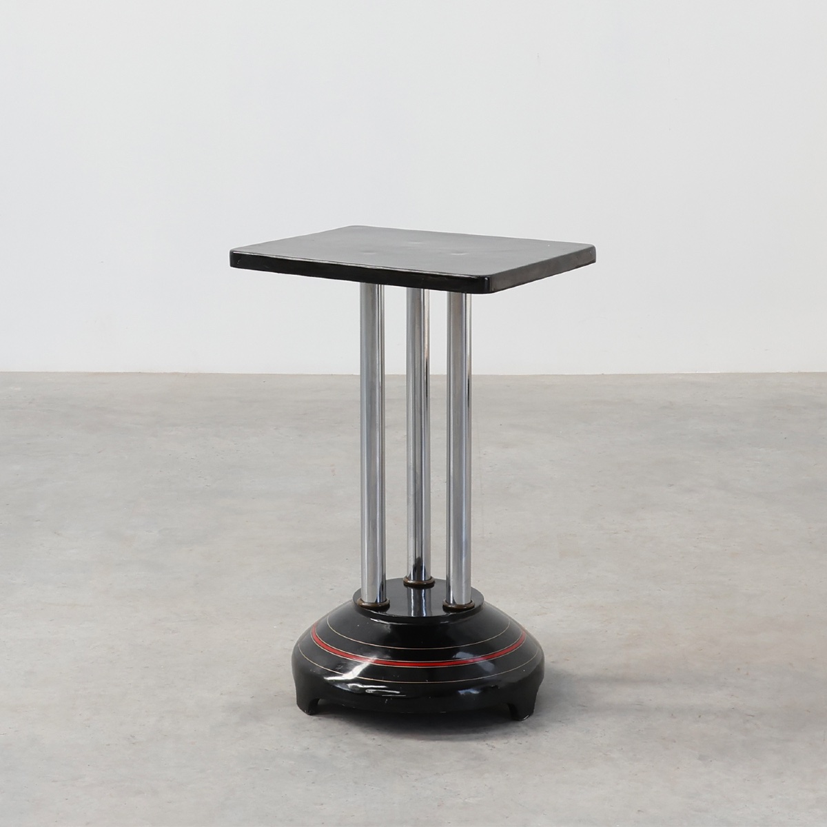 Art Deco Pedestal Table With Three Chrome Columns And Black Lacquered Base, France 1920s