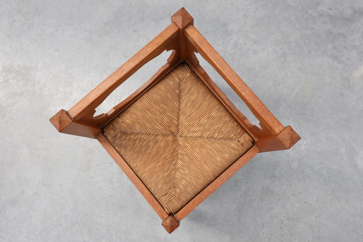 Chaise d'angle Art Déco en chêne avec dossier ajouré et assise en jonc, Belgique, vers 1920-photo-4
