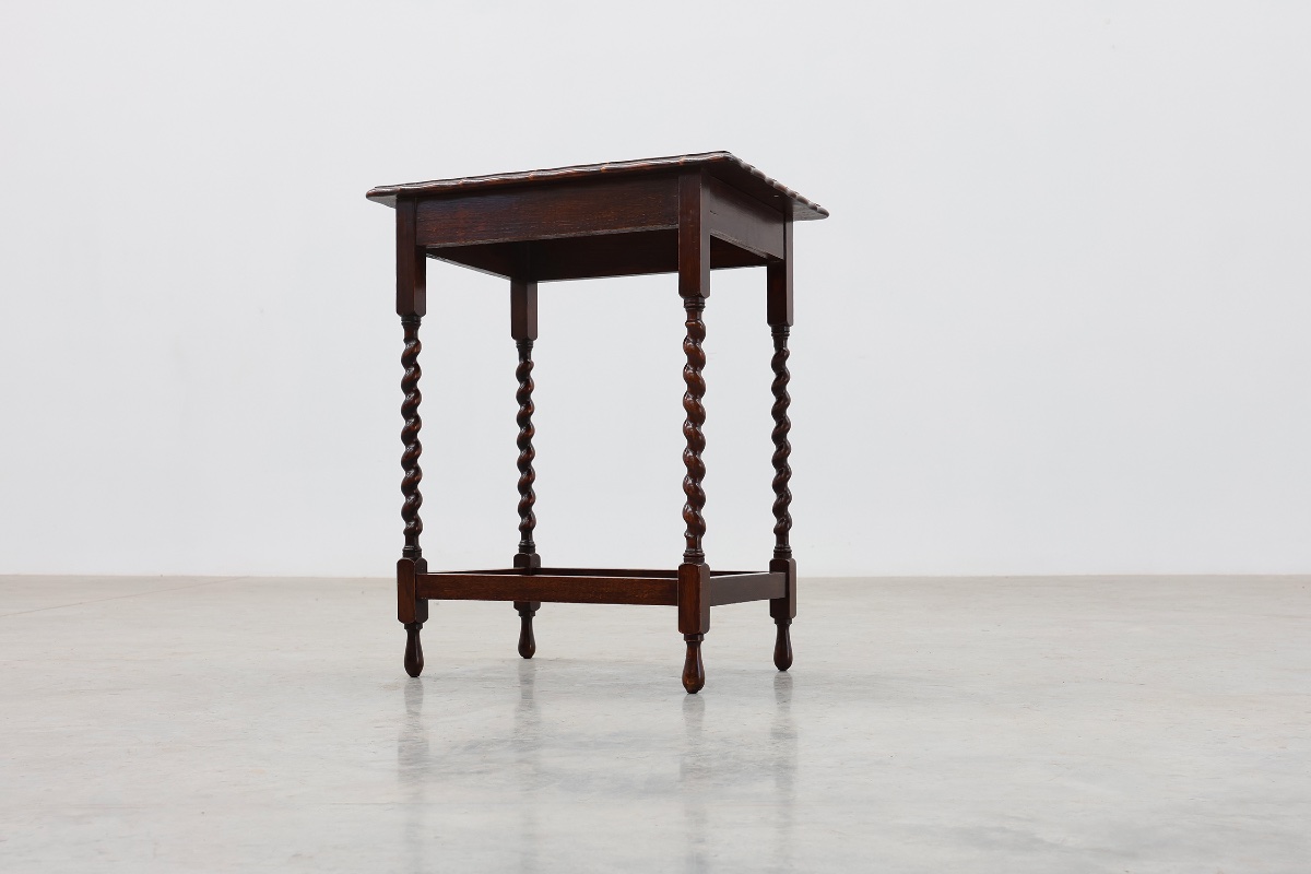 English Oak Barley Twist Side Table With Shaped Top, Circa 1900-photo-2