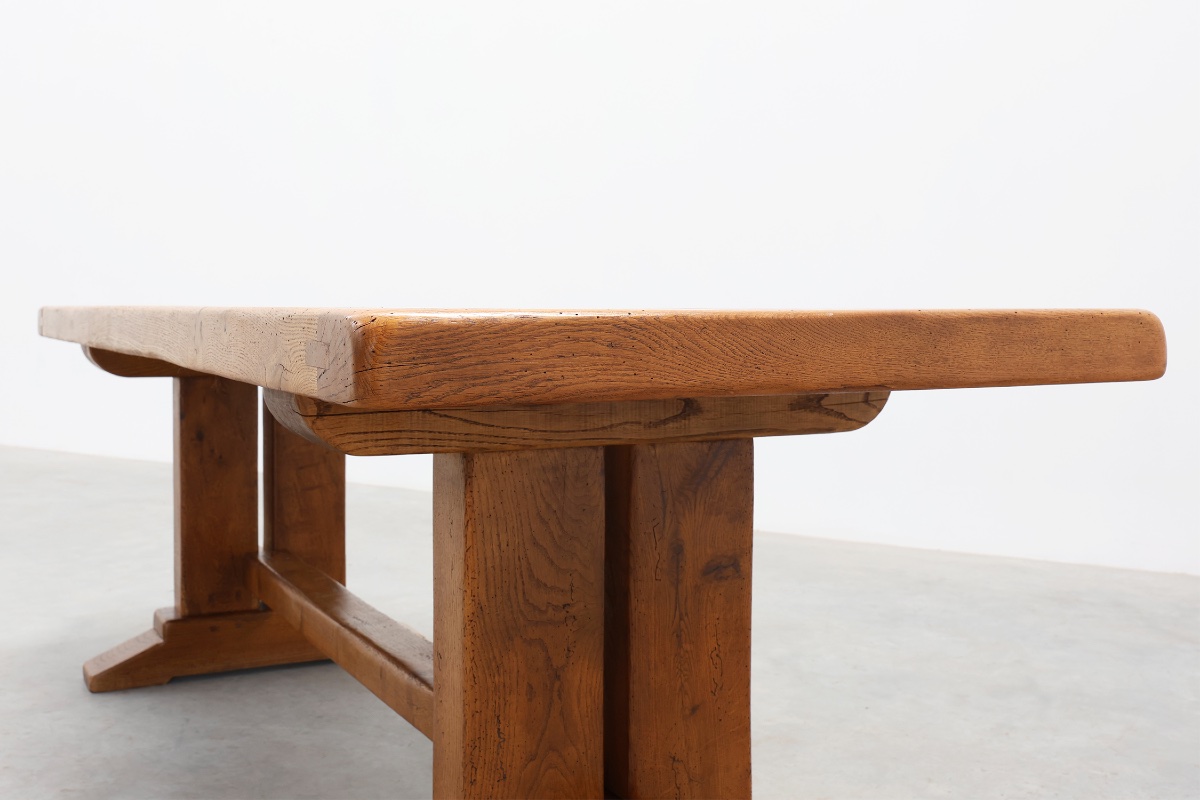 Solid oak trestle table with pegged stretcher, France, 20th century-photo-3