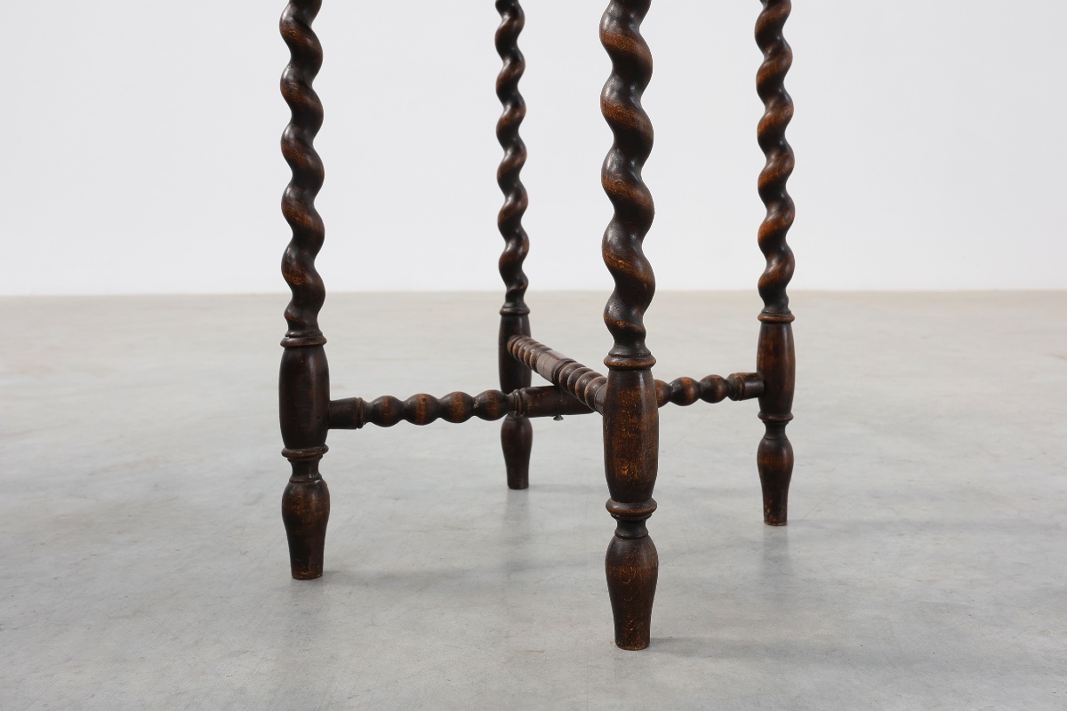 Set Of Four Oak Barley Twist Nesting Tables, England, Circa 1900-photo-6