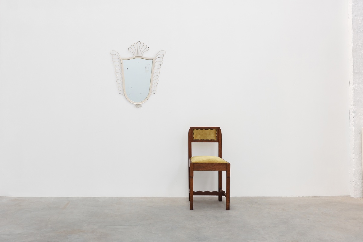 French White Lacquered Metal Mirror With Looped Wire Frame And Fan Crest, 1950s-photo-3