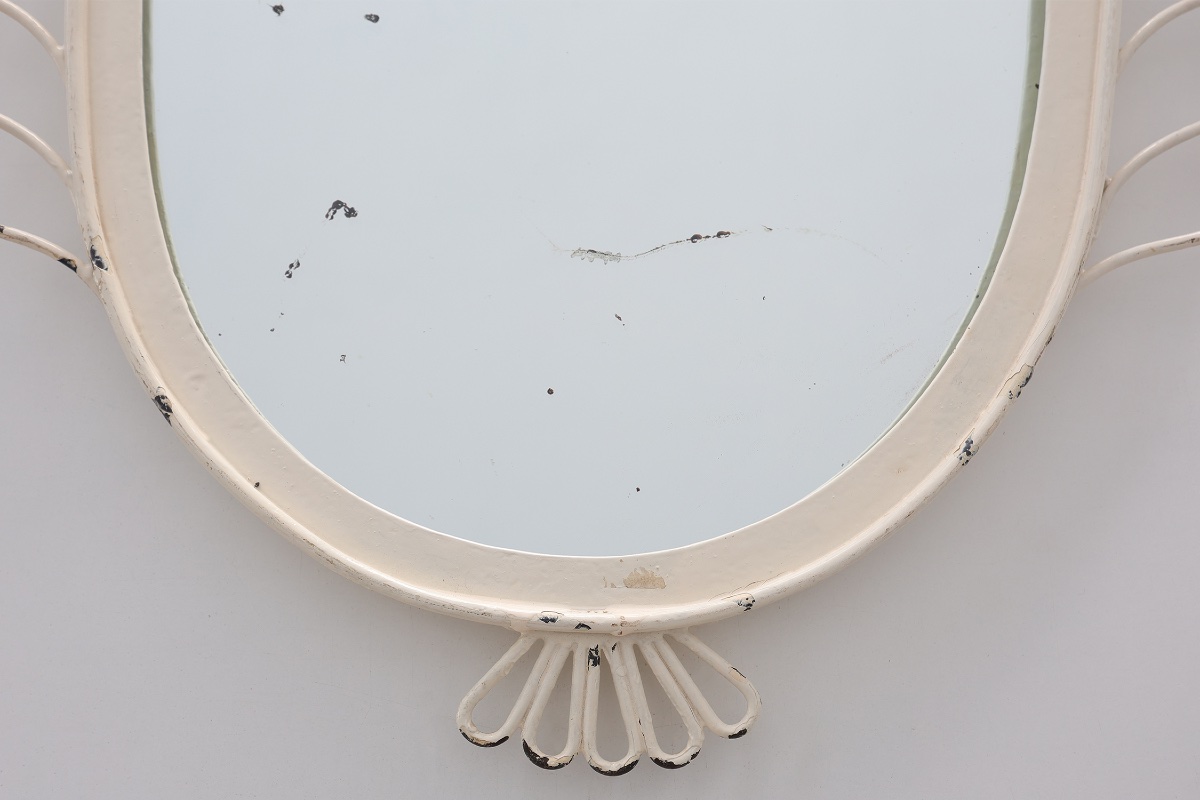 French White Lacquered Metal Mirror With Looped Wire Frame And Fan Crest, 1950s-photo-1