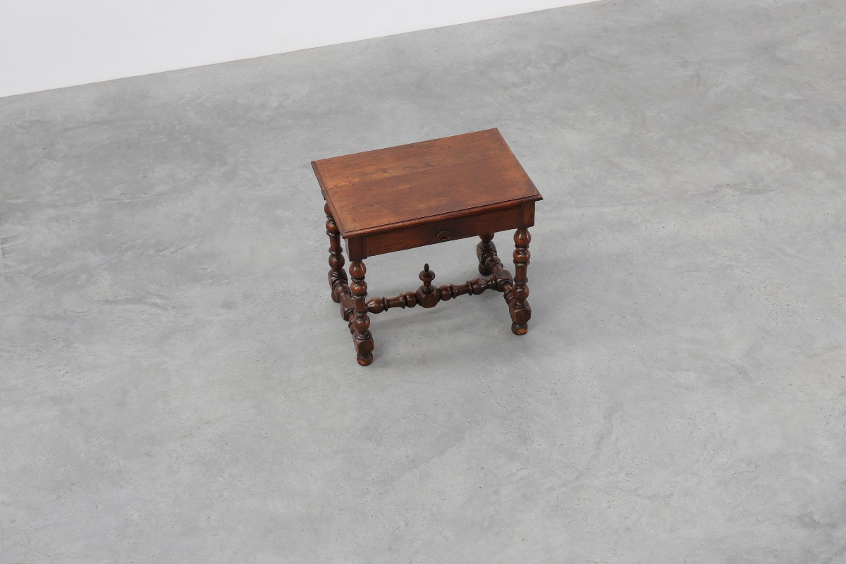 French Louis XIII Walnut Side Table With Drawer And Turned Legs, Circa 1850-photo-8