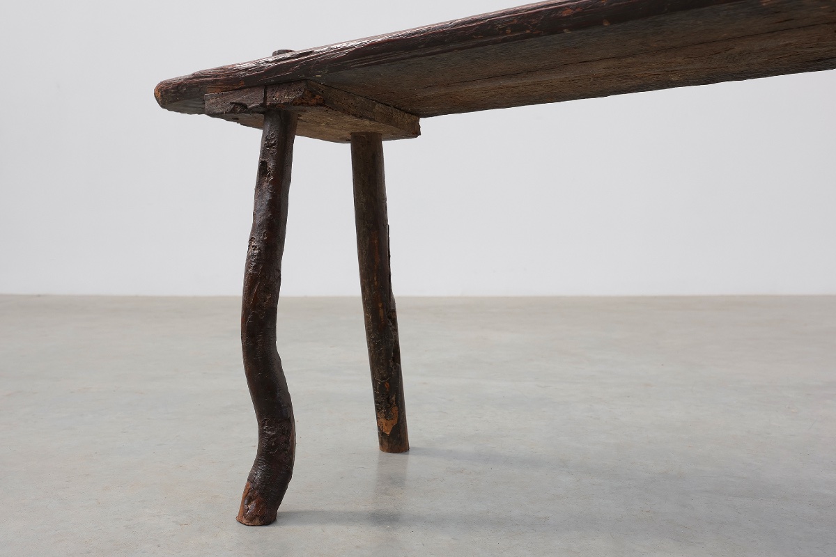 Banc rustique français en bois à pieds évasés, XIXe siècle-photo-8