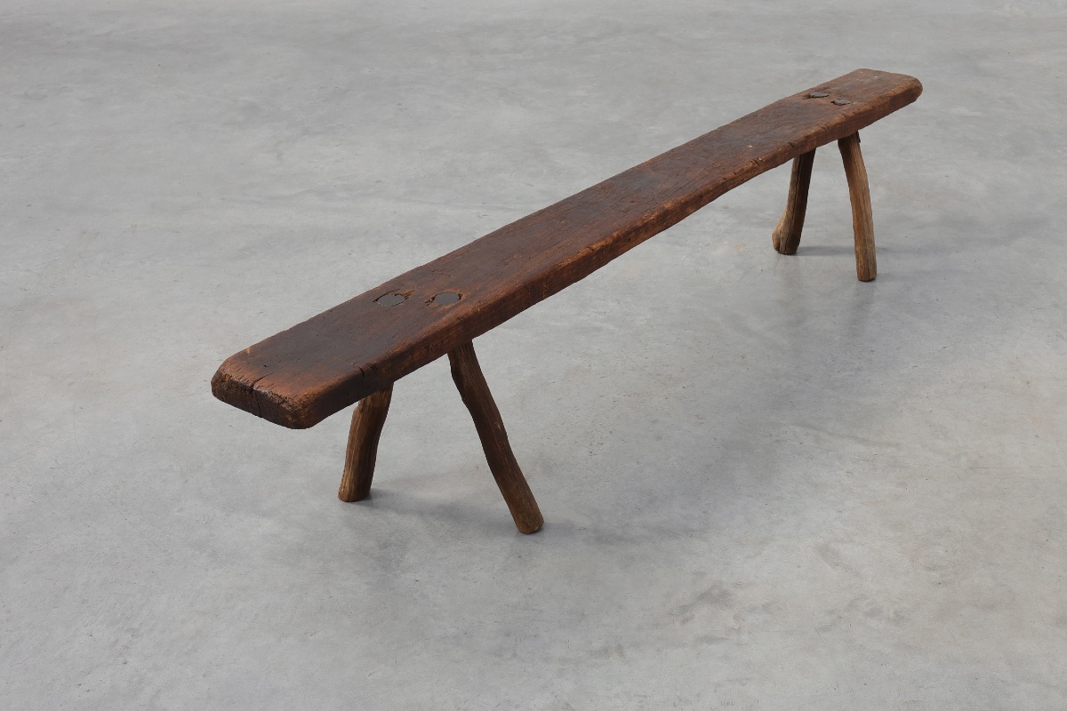 French Primitive Farmhouse Bench With Splayed Legs, 19th Century-photo-2