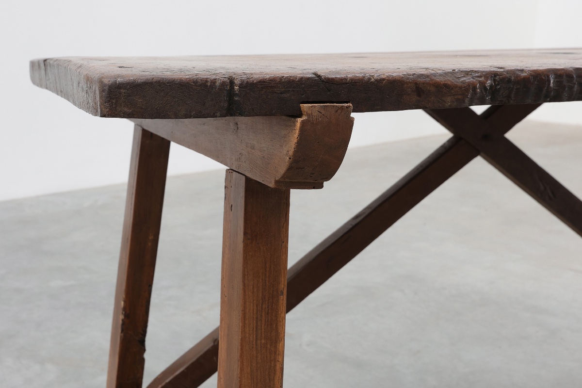 Table rustique espagnole à tréteaux avec tiroir et traverses en X, Espagne, XIXe siècle-photo-2