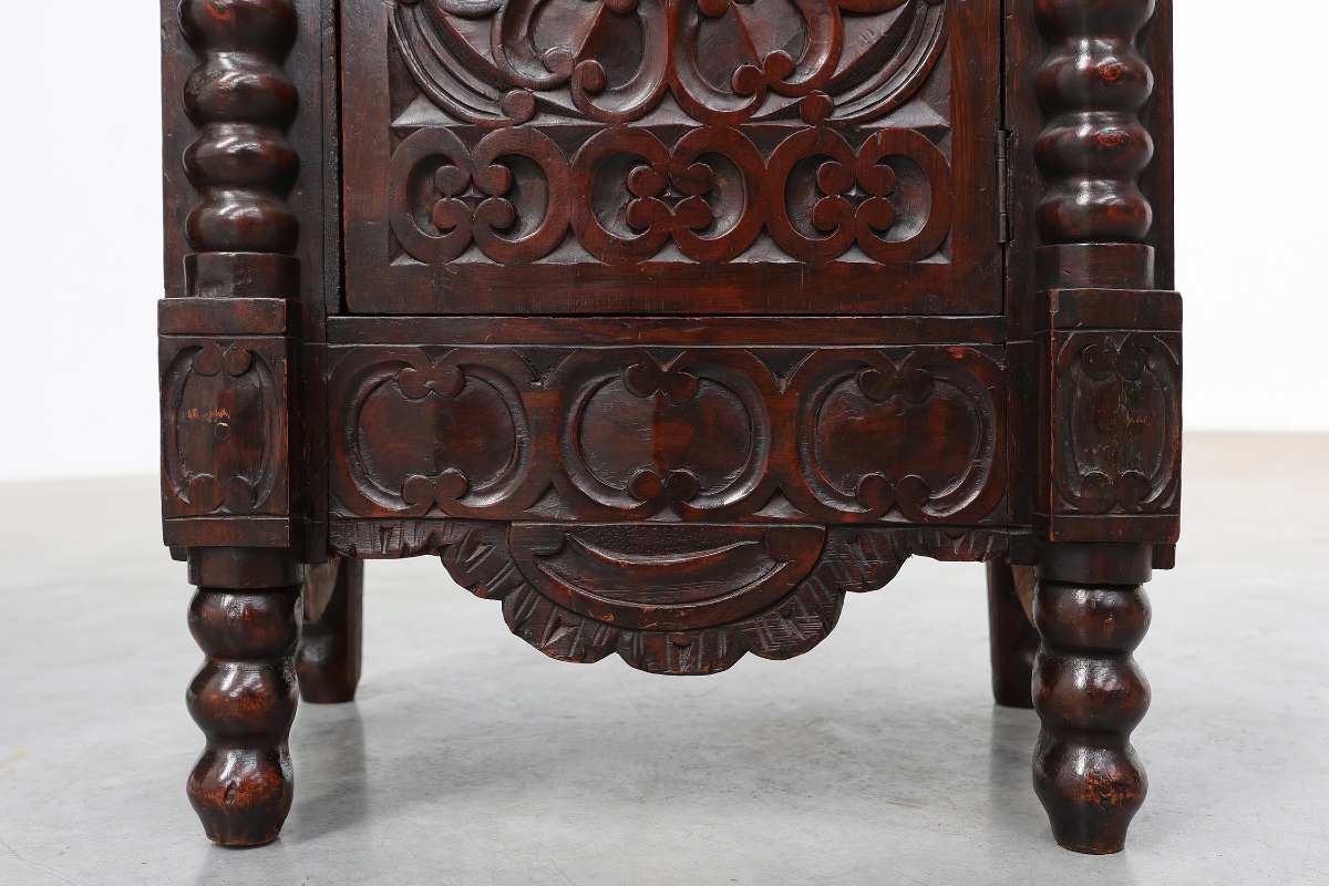 Pair Of Breton Carved Oak Bedside Cabinets, France, Circa 1900-photo-5