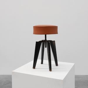 Tabouret Clemenceau emblématique d'André Domin et Marcel Genevière, France 1957