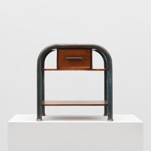 Table d'appoint ou table de chevet industrielle de style Bauhaus, Belgique vers 1910