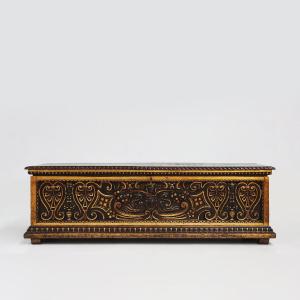 Large Venetian Chest In Carved Oak Painted In Polychrome, Dating From The 16th Century, Italy
