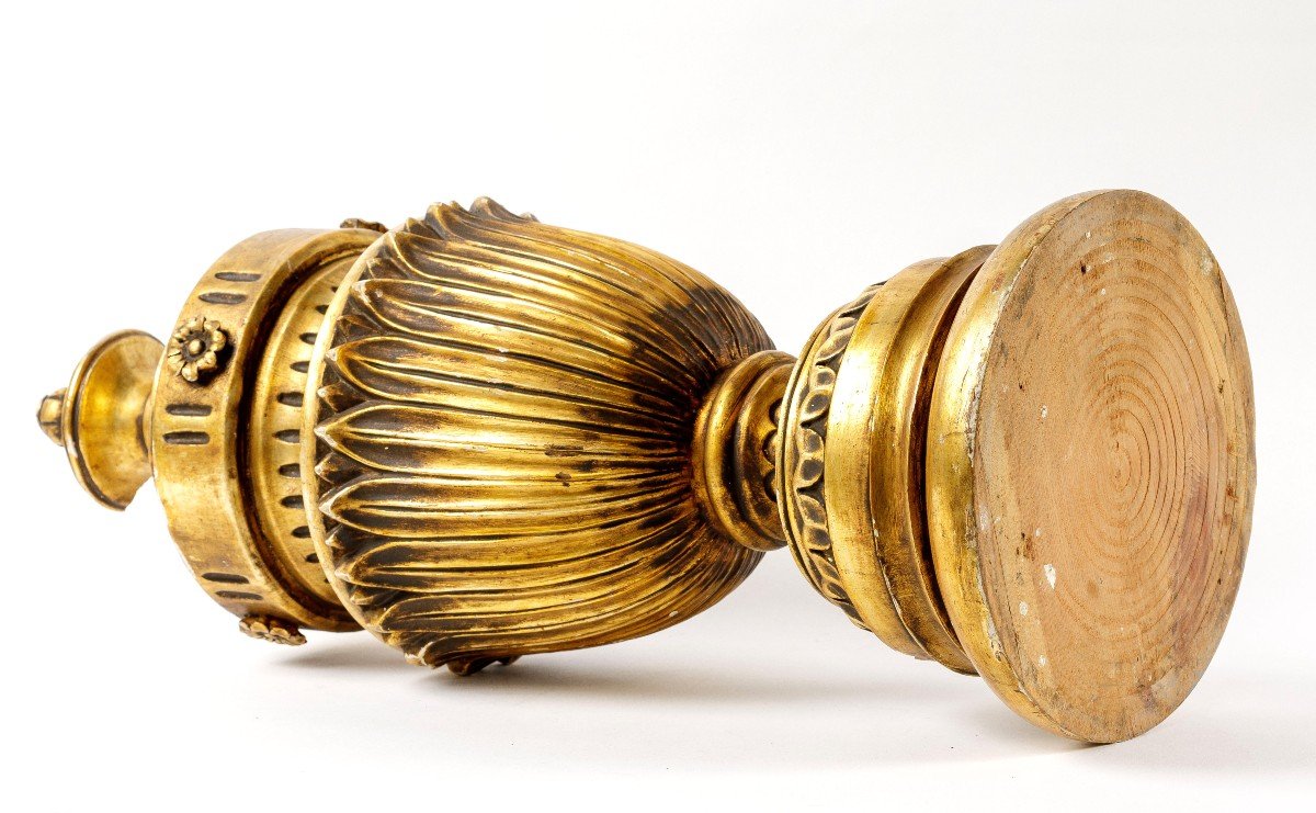 Pair Of Carved And Gilded Wood Cassolettes, Early 20th-photo-1