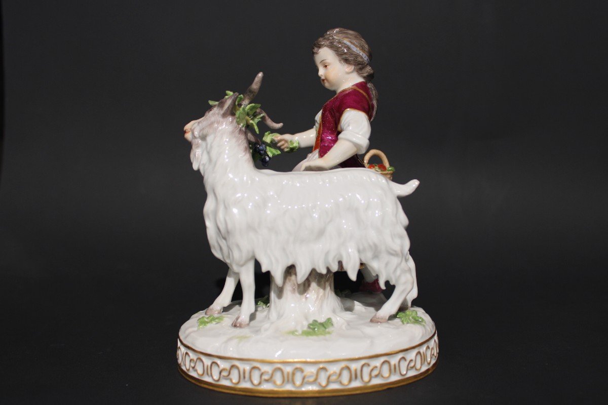 Meissen Porcelain 19th "young Girl And Goat"-photo-4