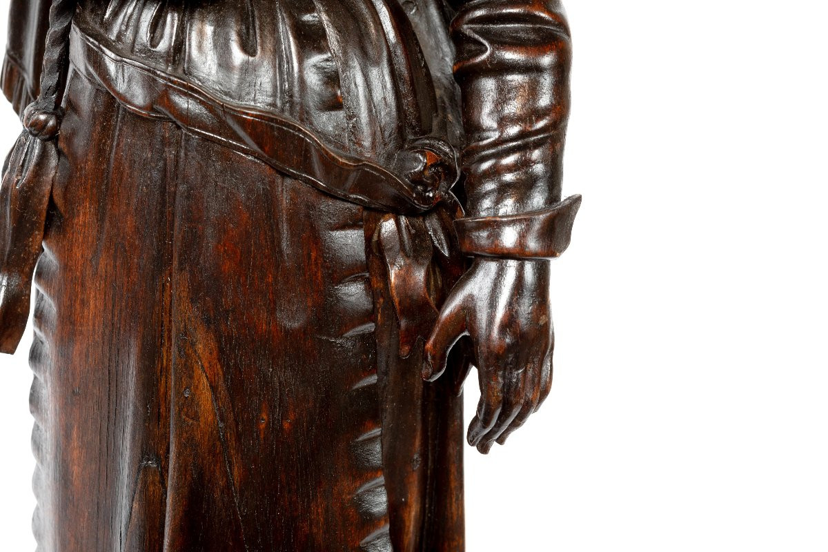 Pair Of 19th Century Wooden Sculptures -photo-1