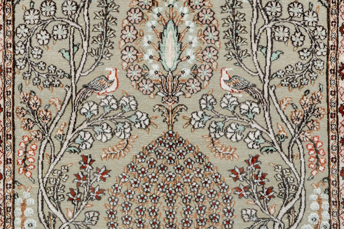 Persian Qum Silk Rug, 154 X 93 Cm-photo-2